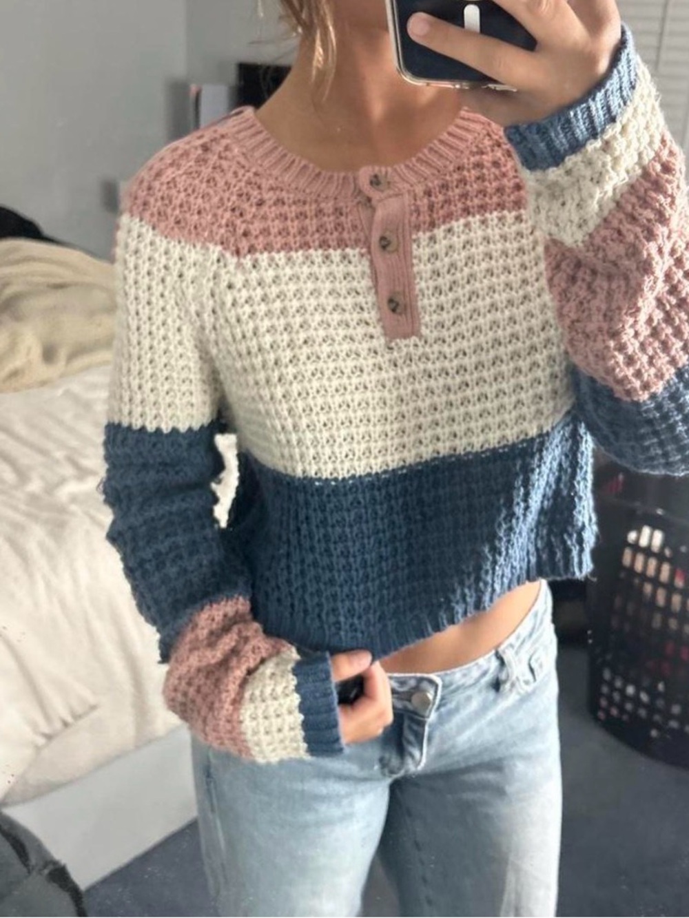 Aeropostale Cropped Colorblock Knit Sweater - Dusty Rose, Cream & Navy